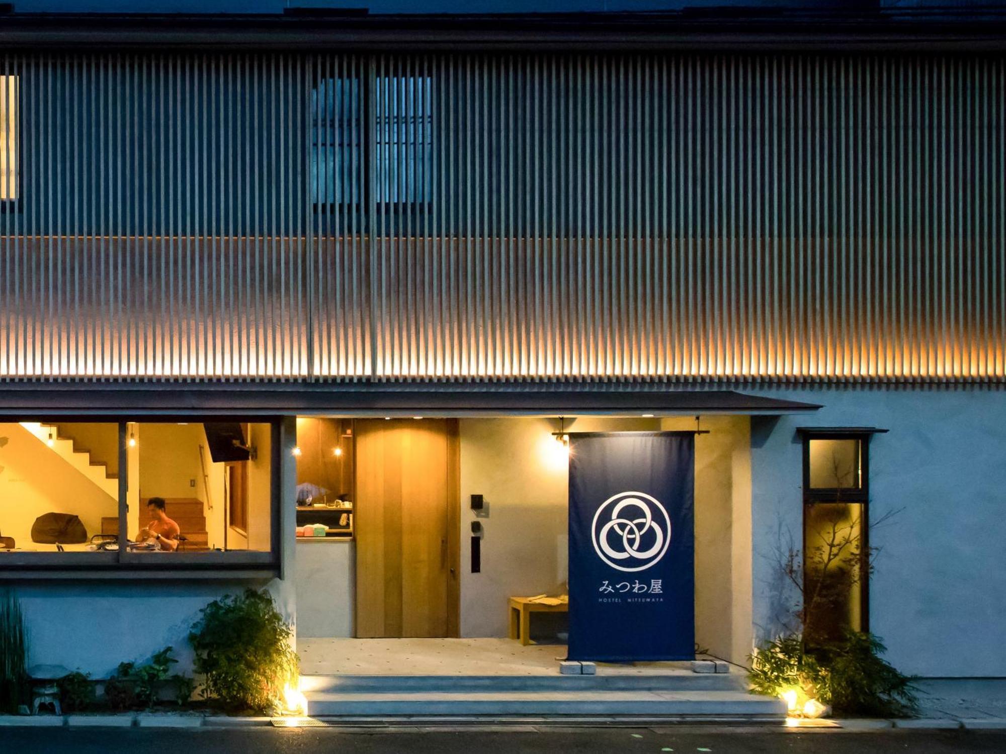 Hostel Mitsuwaya Osaka Exterior foto